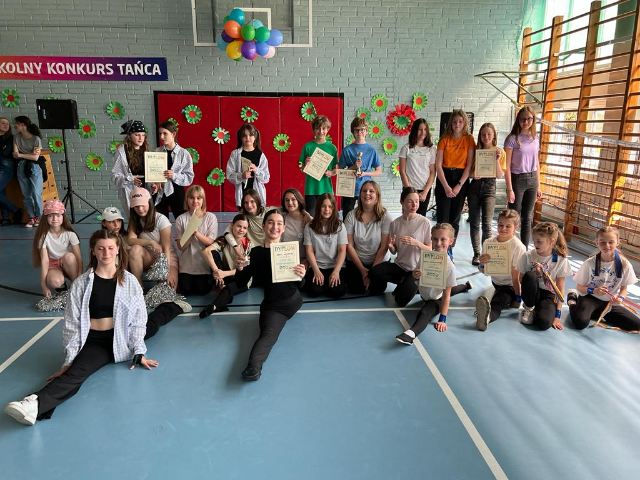 Szkoła Podstawowa nr 90 - 3 maja